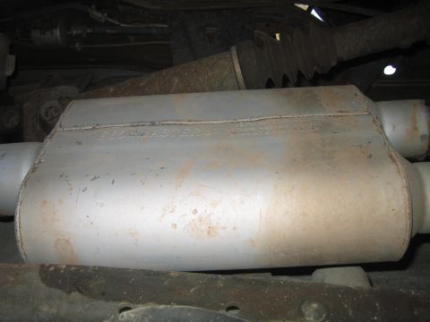 1996 Ford Bronco - Flowmaster super 40 series muffler