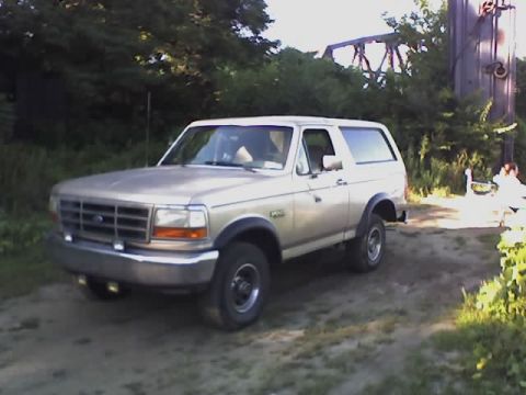 1992 Ford Bronco photo