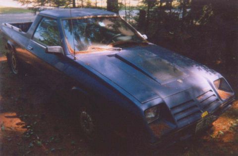 1993 Ford Taurus - This Dodge Rampage pickup truck does not match the claimed 1993 Ford Taurus.