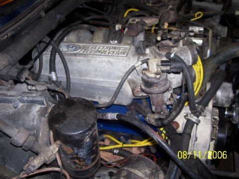 1987 Ford Bronco - Passenger side of new engine