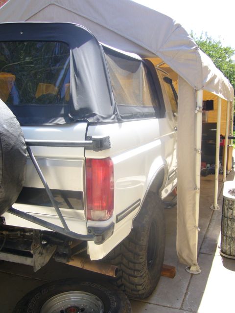 1992 Ford Bronco photo