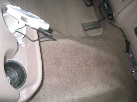 1996 Ford Bronco - now i dont have to find radio stations....and i get the best sound possible....plus no more wires!