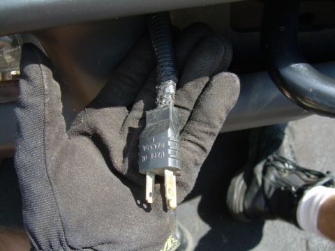 2002 Ford F-250 - Old plug with worn wires and corroded contacts.