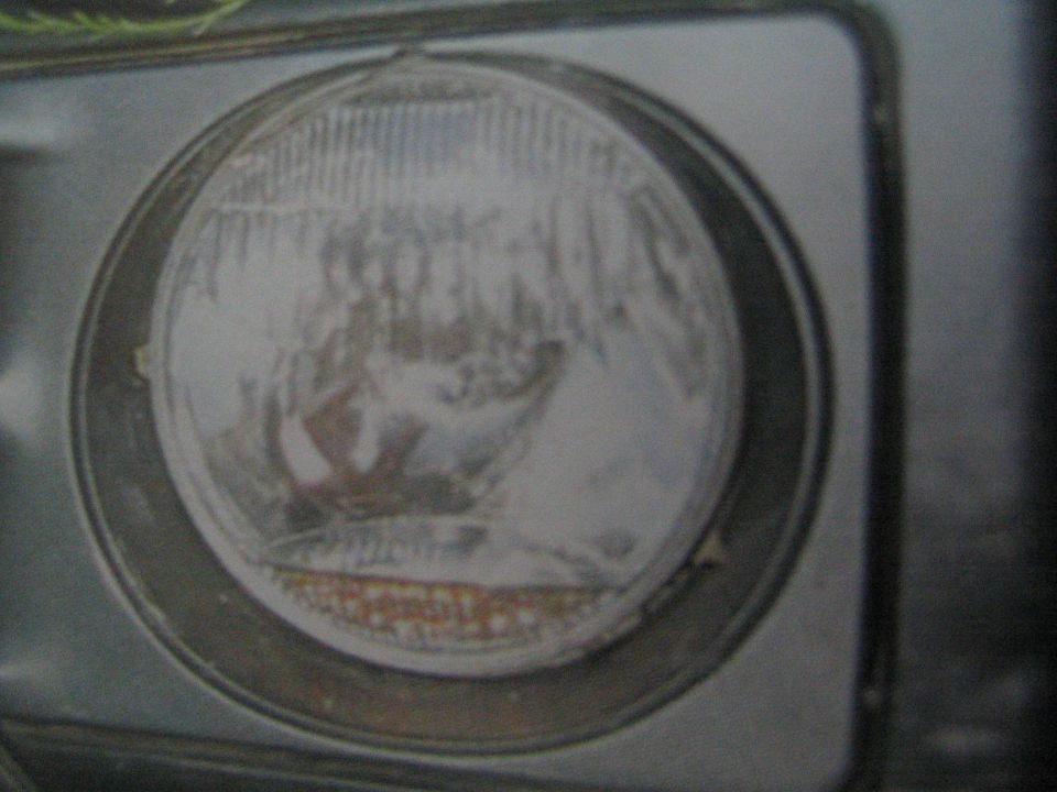 Round headlight assembly on a 1987 Suzuki Samurai