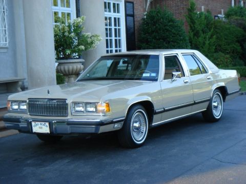 1990 Mercury Grand Marquis photo