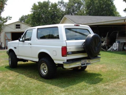 1993 Ford Bronco photo