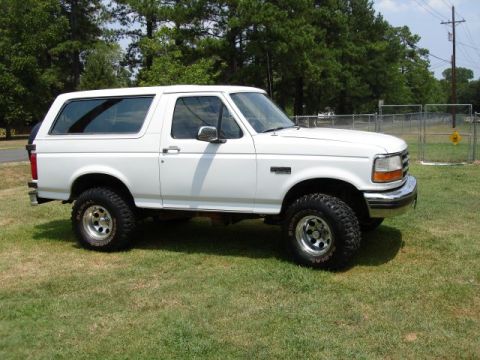 1993 Ford Bronco photo