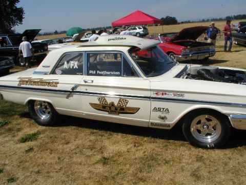 1967 Ford Ranchero - This modified 1964 Ford Falcon Ranchero displays racing livery, including 'Thunderbolt' and '427' graphics.