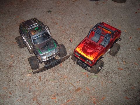 1988 Ford Bronco - 2 true "mudders" haha