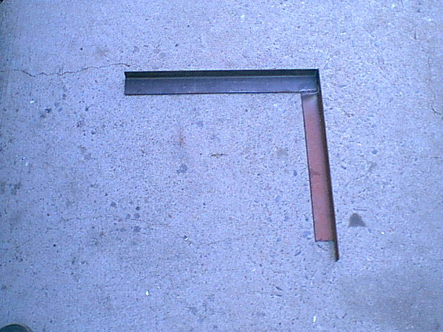 Here is how it goes together. easy welds top and bottom.