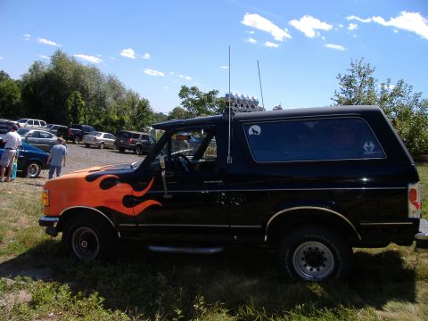 1991 Ford Bronco photo