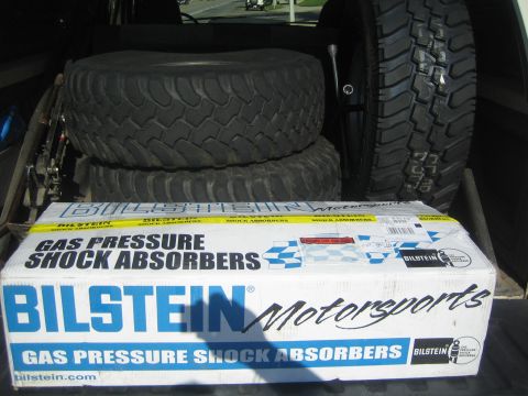 1990 Ford Bronco - 8/2006 Got the rear Shocks back from an upgraded rebuild.