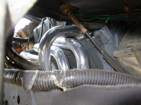 1994 Ford Bronco - Spraying CopperCoat on the gaskets made installing the headers MUCH easier. It was only used on the header side - not against the block.