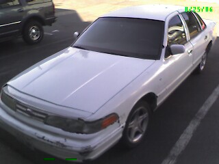 1996 Ford Crown Victoria photo