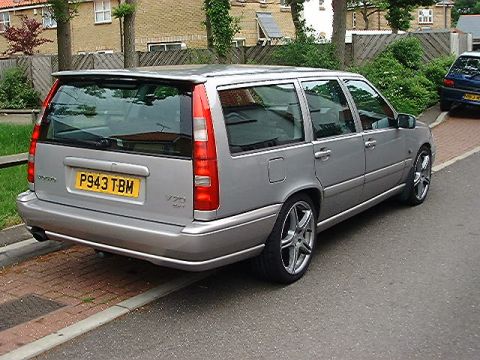 2001 Porsche Boxter - changed the wheels before i sold her.....lovely car boohoo!