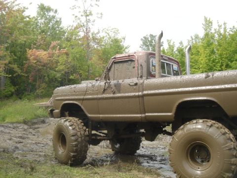 1979 Ford F-250 “Low and Slow”