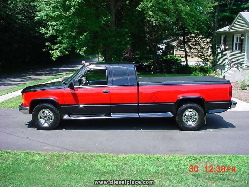 1995 GMC Sierra 2500 “Red Bull”