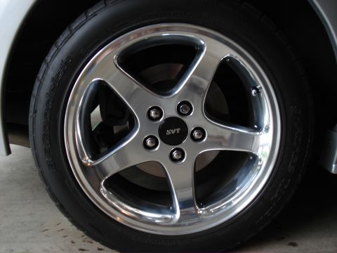 1998 Ford Taurus - This is a close-up of a Ford SVT wheel, not a 1998 Ford Taurus.