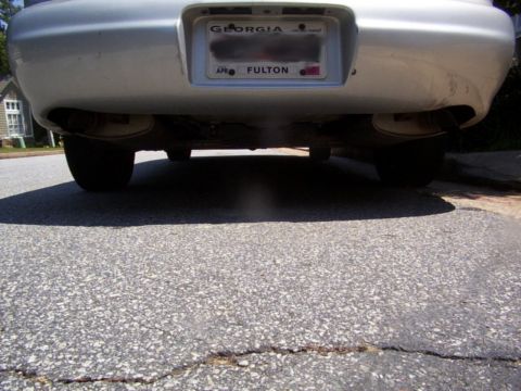 1998 Ford Taurus - Here's a pic of the dual exhaust, which is also stock. It might be kinda hard to see it but it's there.