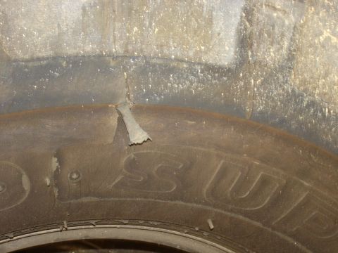 1996 Ford Bronco - Gash on the 2nd damaged tire.