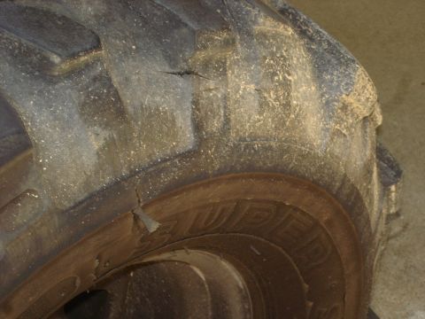 1996 Ford Bronco - Another cut.