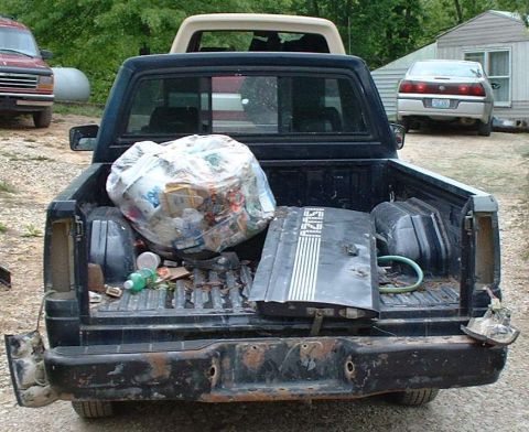 2006 Ford E350 - Some crap I was towing with my Bronco.
