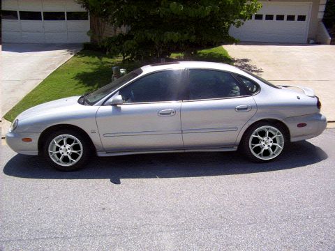 1998 Ford Taurus - look