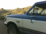 1989 Ford Bronco - badlands pee break.