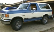 1989 Ford Bronco - After I took running boards off.