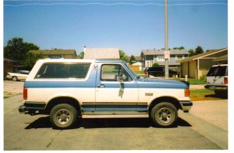 1989 Ford Bronco - b