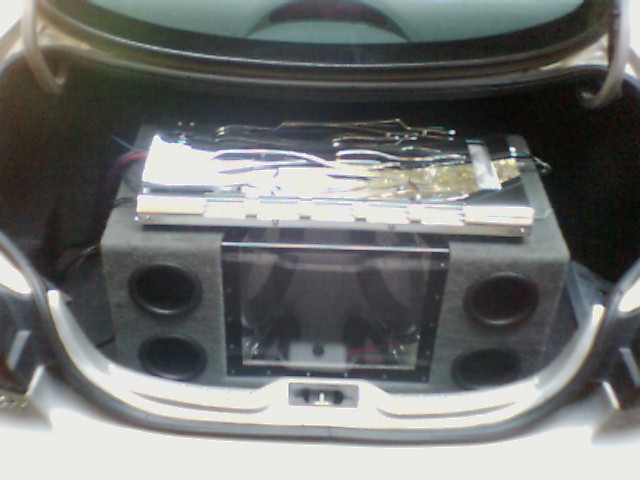 my even NEWER amp, i had to exchange my other one, cause it wasnt really compatible with my subs.