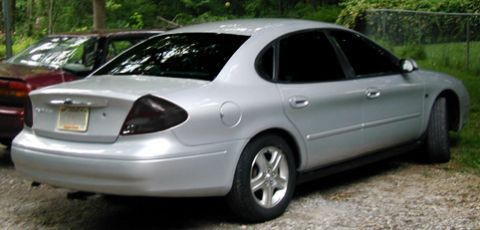2000 Ford Taurus - Tail Lights and windows blacked out.