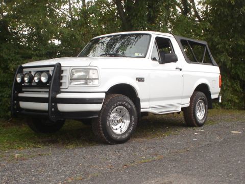 1995 Ford Bronco photo
