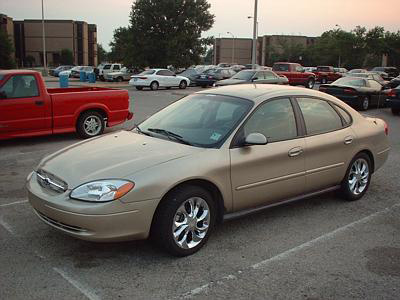 2000 Ford Taurus - pic for someone