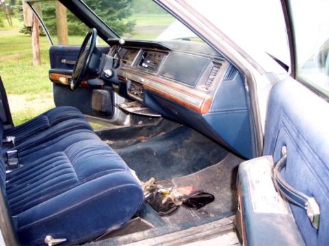 1990 Ford LTD Crown Victoria photo