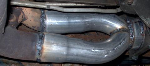 1990 Ford Bronco - Y-Pipe That Connects Near The O2 Sensor, Becomes 3" For Going To The Muffler.