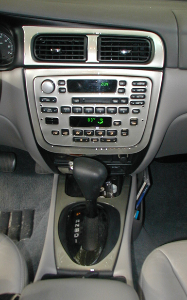2000 Ford Taurus - Close up of the shifter and dash after the kit