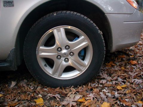2000 Ford Taurus - Wheel Shot