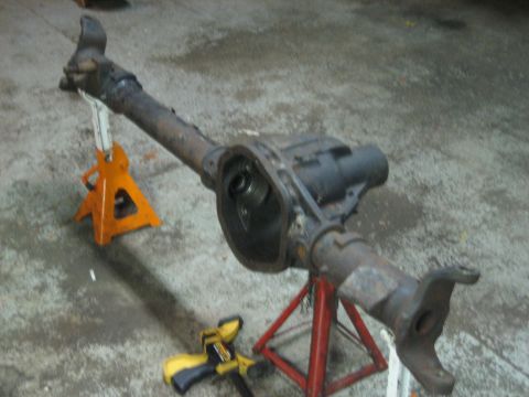 1990 Ford Bronco - D44 axel housing