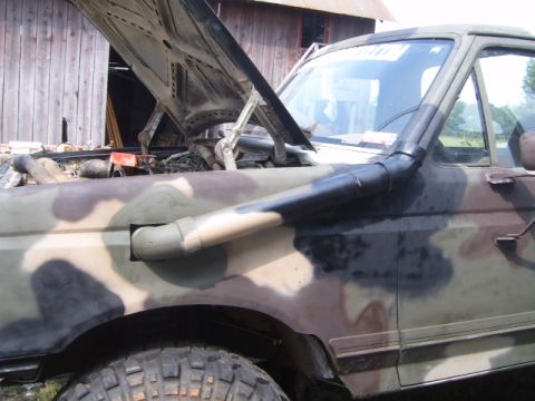 1988 Ford Bronco - This 1988 Ford Bronco is equipped with a snorkel for off-road use.