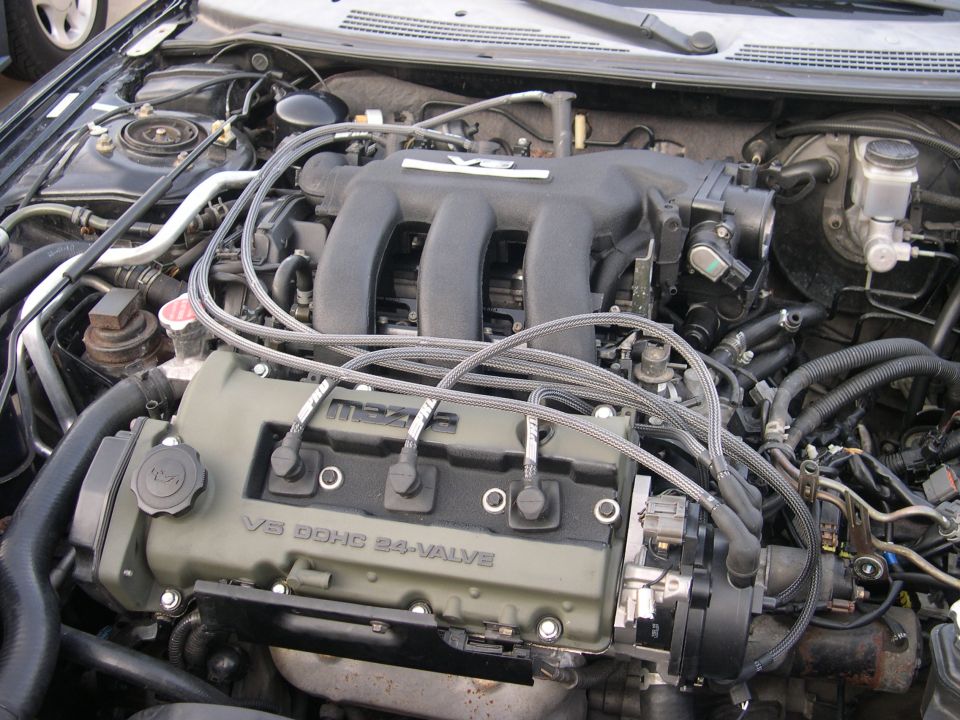 Mazda V6 DOHC 24-Valve engine bay