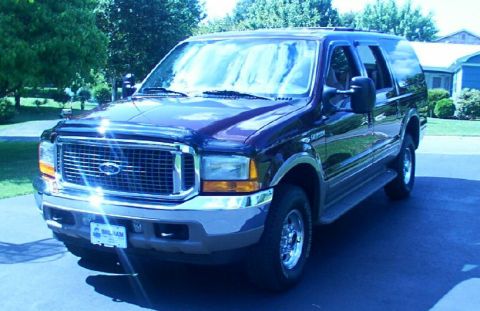2001 Ford Excursion - I don't even have the plates for the bus yet
