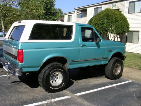 1994 Ford Bronco photo