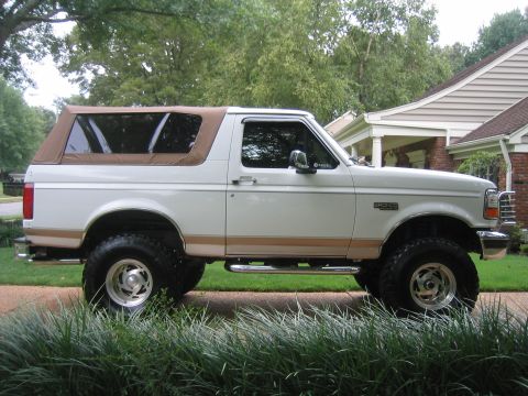 1996 Ford Bronco - STC Fast-Track style soft top, w/ zip-out windows