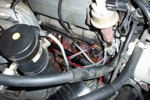 1995 Ford Bronco - Removing the maniflod bolts