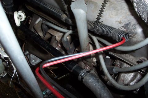 1995 Ford Bronco - New manifold in! She smoked like hell with all the PB Blaster on the y-pipe!
