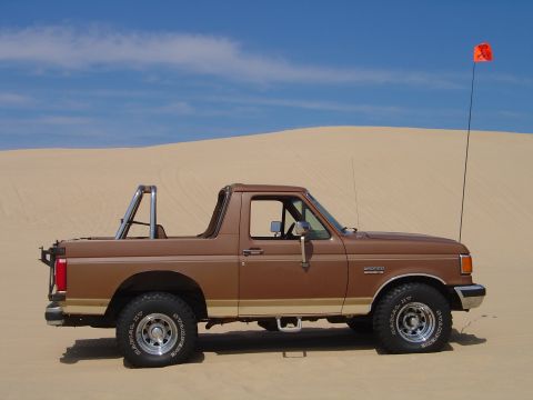 1991 Ford Bronco photo