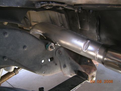 1985 Ford Bronco - shot if in wheel well.