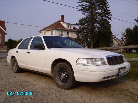 2000 Ford Crown Victoria
