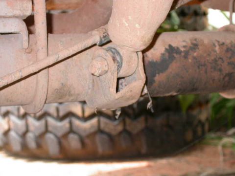1990 Ford Bronco - A while back I clocked up my shock mounts to keep them from hanging up on the rocks. Hmmm...